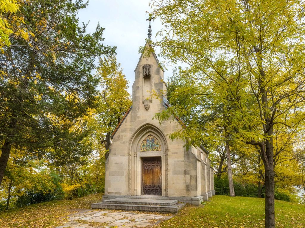 article-island-chapel