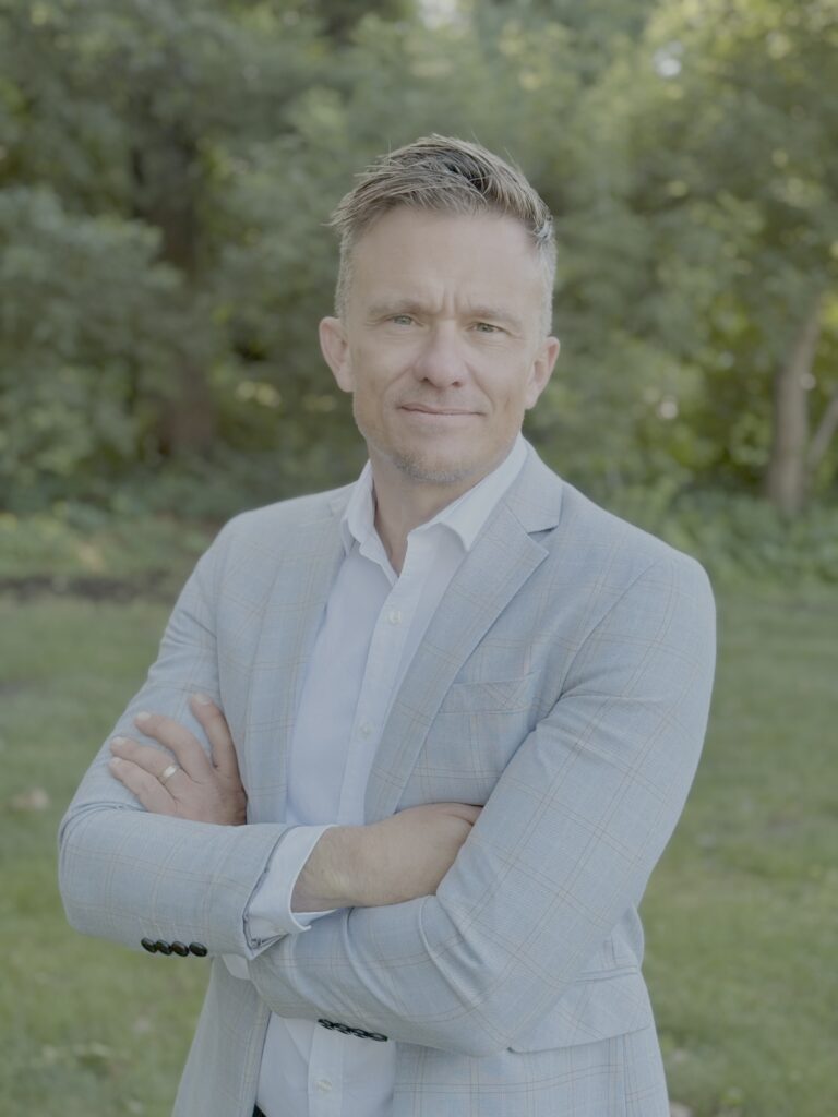 A.J. Hofstetter, MOL